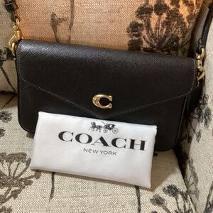 Coach crossbody purse with wallet/card carrier